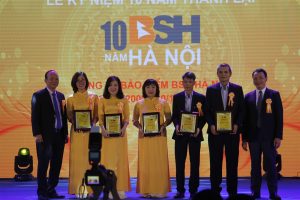 Hoa cài áo đại biểu – Lễ Kỷ niệm 10 năm thành lập BSH Hà Nội