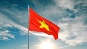 Nguồn gốc và Ý nghĩa của việc treo Cờ Tổ Quốc trong trái tim mỗi người dân Việt