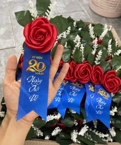 Hoa cài áo Đại Biểu giá rẻ - Đức Cường