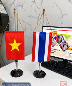 cờ để bàn, cờ để bàn văn phòng, cờ để bàn phòng họp, cờ để bàn hội nghị, cờ để bàn hội thảo, cờ để bàn đại biểu, cờ để bàn tiếp khách, cờ để bàn làm việc, cờ để bàn ký kết, cờ để bàn ngoại giao, cờ để bàn công ty, cờ để bàn doanh nghiệp, cờ để bàn in logo, cờ để bàn logo công ty, cờ logo để bàn, cờ thương hiệu để bàn, cờ để bàn cao cấp, cờ để bàn đẹp, cờ để bàn chất lượng cao, cờ để bàn theo yêu cầu, cờ để bàn lụa, cờ để bàn satin, cờ để bàn phi bóng, cờ để bàn thêu, cờ để bàn in kỹ thuật số, cờ Việt Nam để bàn, cờ Đảng để bàn, cờ Tổ quốc để bàn, cờ ASEAN để bàn, cờ các nước để bàn, cờ Mỹ để bàn, cờ Nhật Bản để bàn, cờ Hàn Quốc để bàn, cờ Trung Quốc để bàn, cờ Singapore để bàn, cờ Thái Lan để bàn, cờ Malaysia để bàn, cờ Indonesia để bàn, cờ Philippines để bàn, cờ Lào để bàn, cờ Campuchia để bàn, cờ Myanmar để bàn, cờ Brunei để bàn, chân cờ để bàn, chân cờ inox để bàn, chân cờ mạ vàng, chân cờ để bàn đơn, chân cờ để bàn đôi, chân cờ để bàn ba, chân cờ để bàn nhiều cờ, đế cờ để bàn, giá cờ để bàn, bộ cờ để bàn, bộ cờ để bàn inox, bộ cờ để bàn mạ vàng, mua cờ để bàn, đặt làm cờ để bàn, in cờ để bàn, may cờ để bàn, sản xuất cờ để bàn, gia công cờ để bàn, báo giá cờ để bàn, cờ để bàn giá rẻ, cờ để bàn giá bao nhiêu, xưởng sản xuất cờ để bàn, cơ sở may cờ để bàn, cờ phòng họp, cờ hội nghị, cờ hội thảo, cờ phòng giám đốc, cờ bàn ký kết, cờ lễ tân, cờ bàn tiếp khách, cờ bàn ngoại giao, cờ bàn làm việc, cờ văn phòng cao cấp.